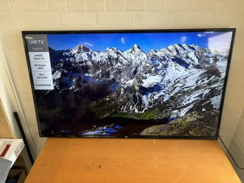 JPS Chartered Surveyors - IT Equipment From Various Insolvencies | Flat Screen TV's, Monitors, Desktop & Label Printers, Shredders, Projectors, Routers & More - Auction Image 2